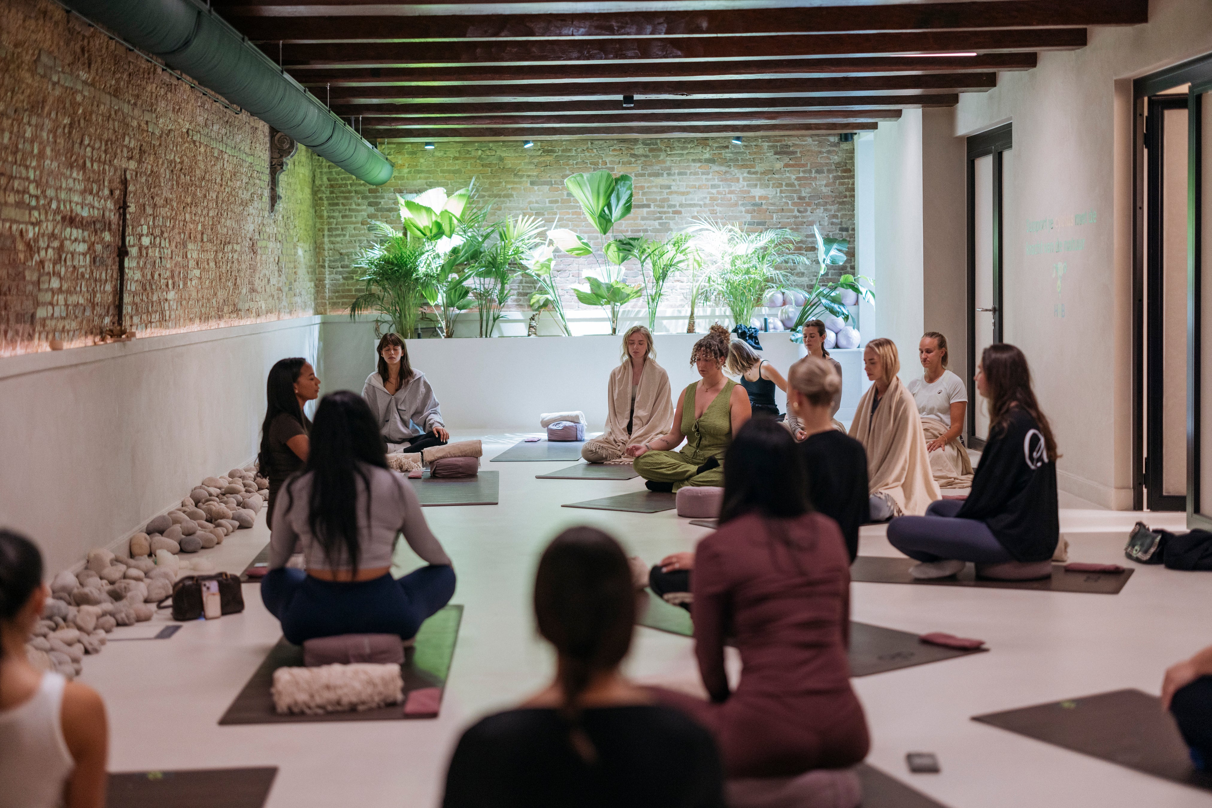 ADE morning  yoga power flow